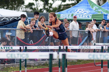 Suzie Linn: MIAs Track Star