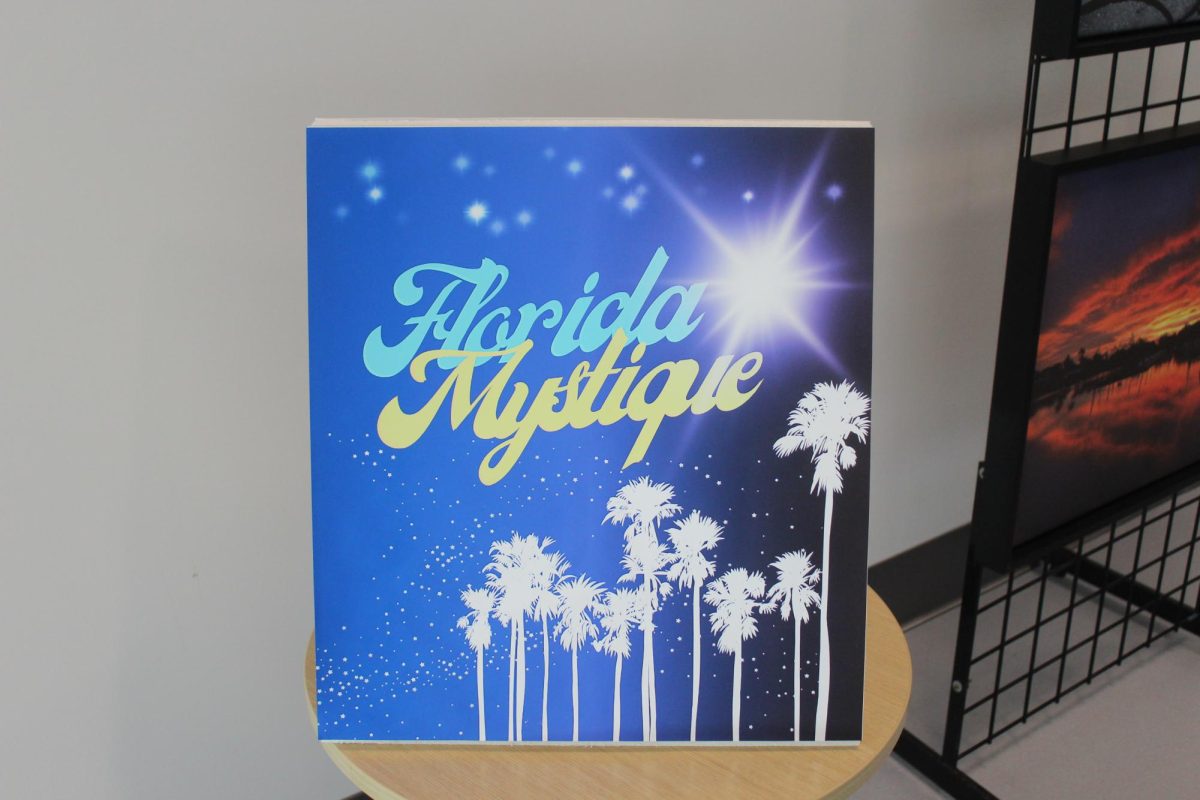 Students bring back the visual life in Florida by displaying their Florida Mystique images. 