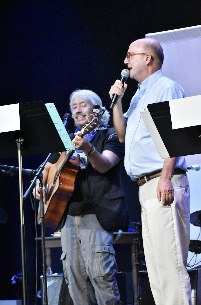 Mr. Eder comes back to perform a song with Mr. Totten.