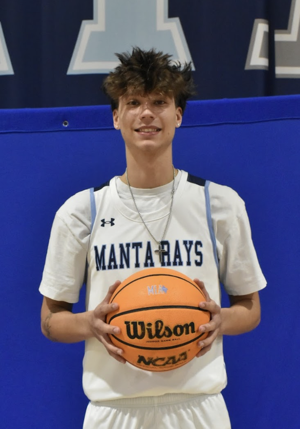 Senior Mathis Fontes.