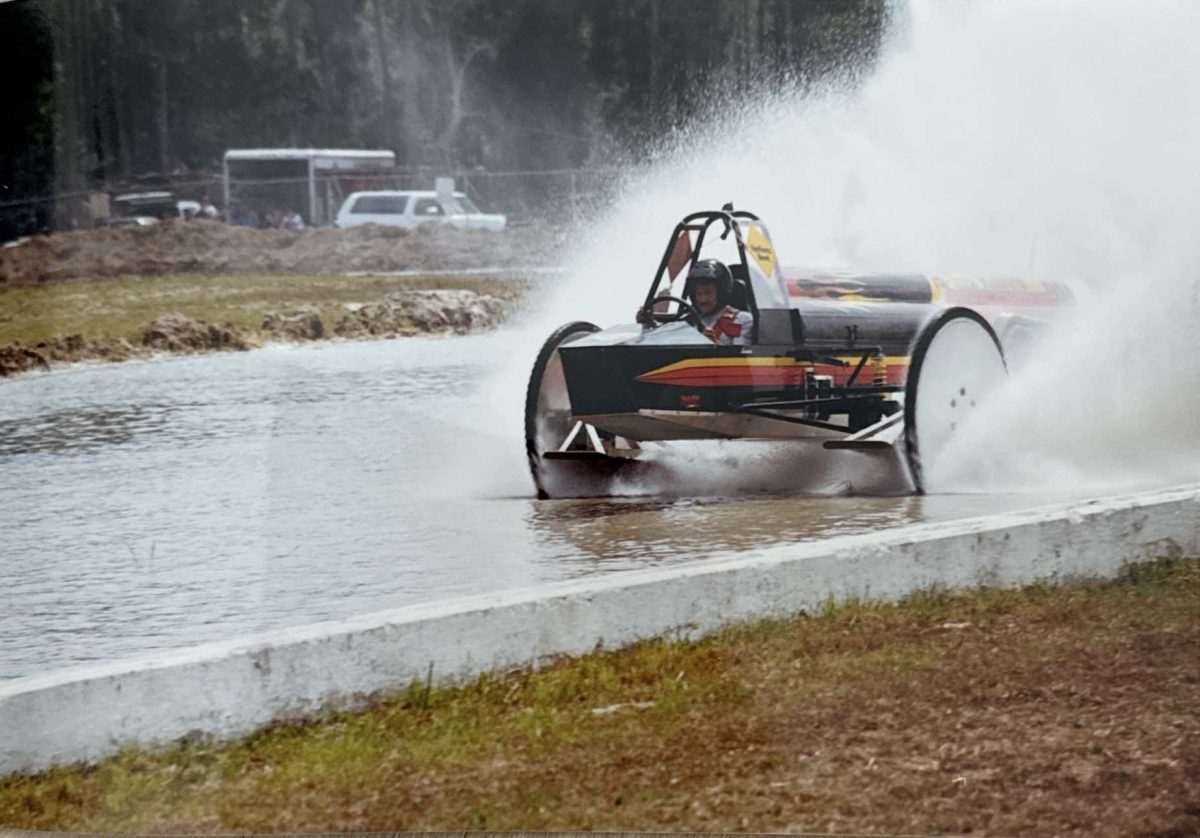 Swamp buggy from the 1980s racing the course. Carmignani Archives